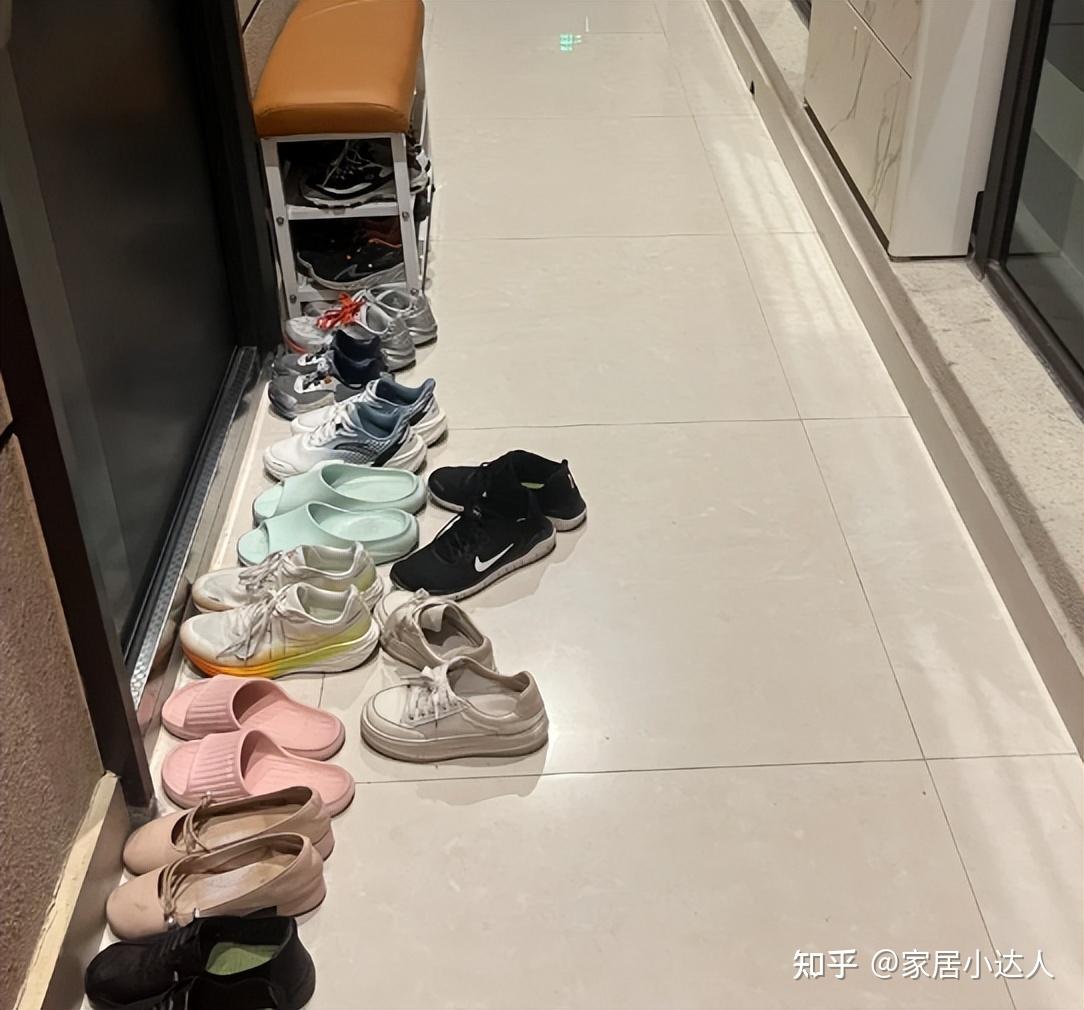 建议大家：鞋子别堆门口了，太脏！学学90后的做法，那叫一个高级 - 知乎