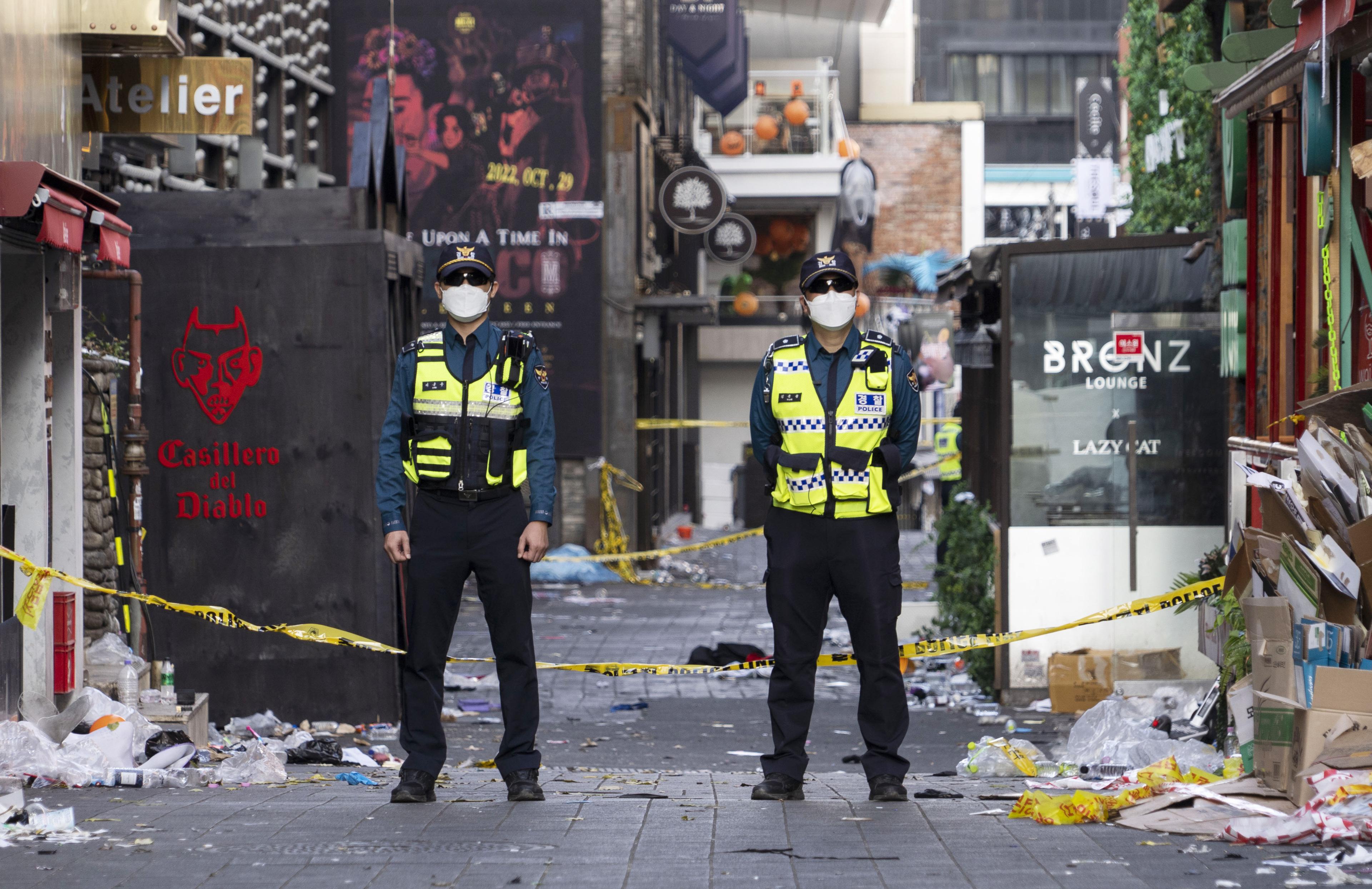 韩国首尔梨泰院踩踏事故已造成146人死亡,超过150人受伤,什么原因?