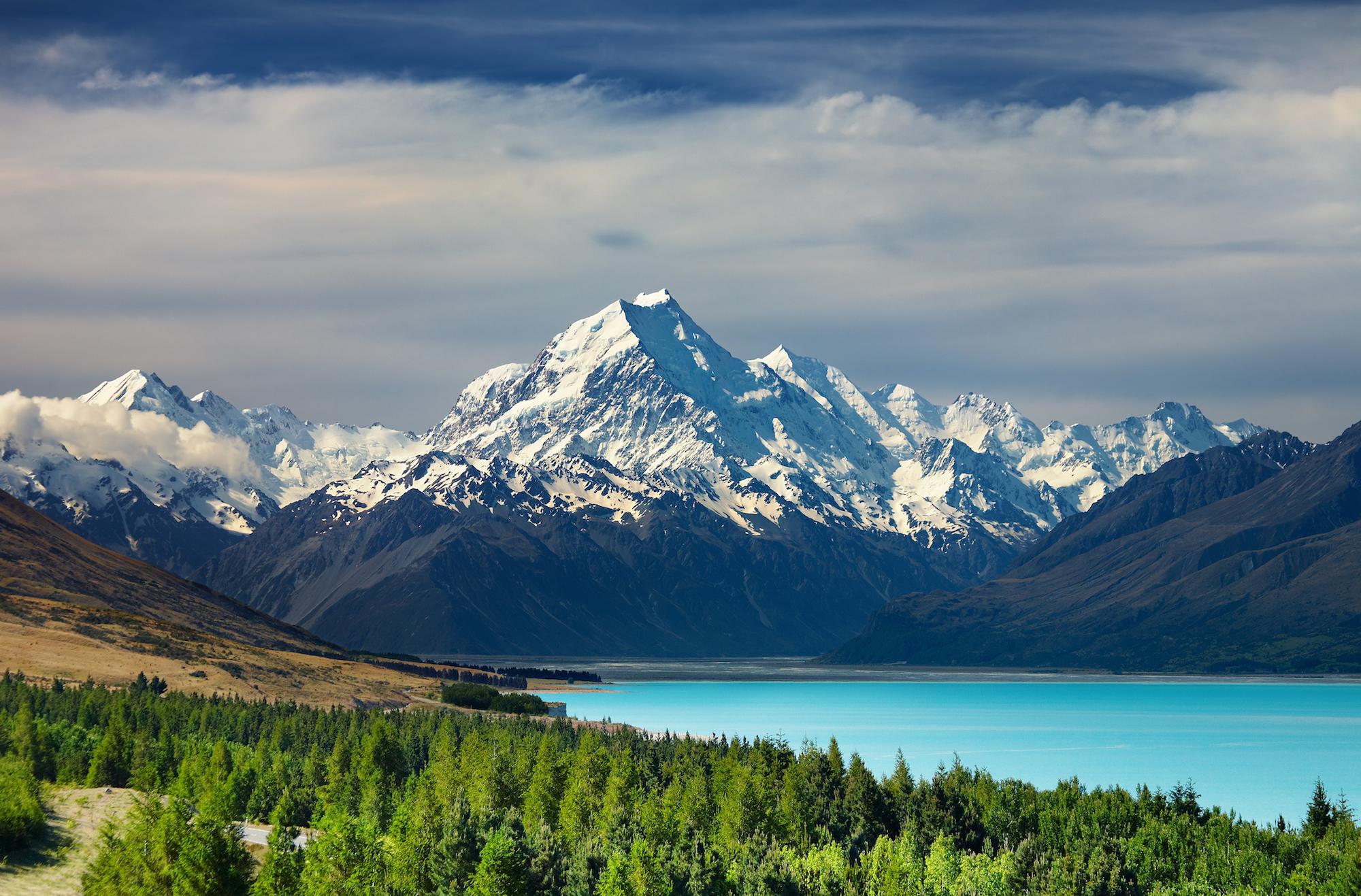 新西兰库克山国家公园的雪山风景图片-千叶网