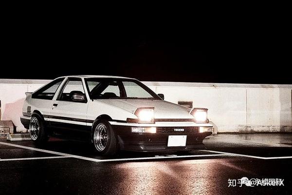 经典中古车丰田ae86 直男内心满满的86情结 内含头文字d赛道用语说明 知乎