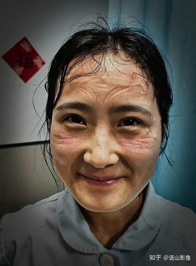 中国抗疫动人瞬间图片
