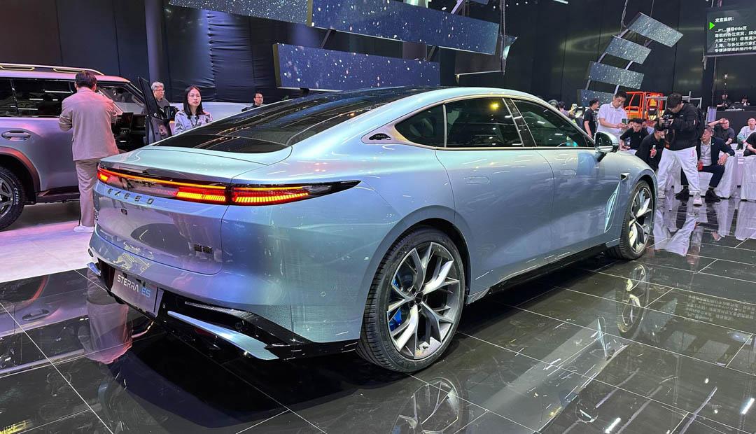 奇瑞高端轿跑来了!标配空悬 宁王加持 颜值终于在线了