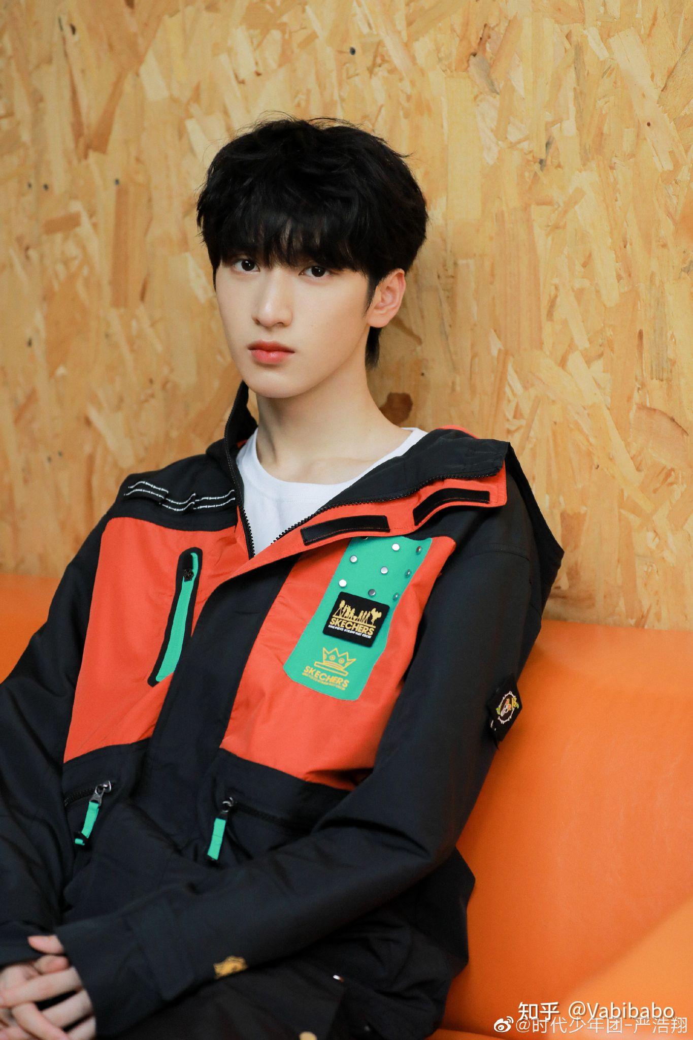 可以分享一些严浩翔出圈图吗? - 知乎