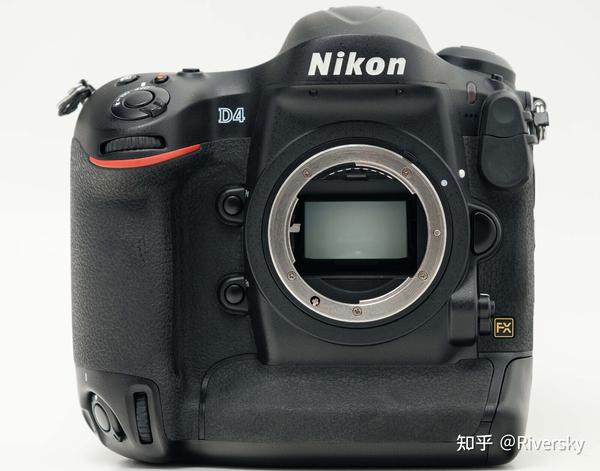 Nikon D2X BODY (1240万画素)-