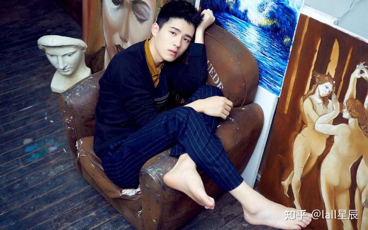 我想知道帅哥的脚长什么样? - 知乎