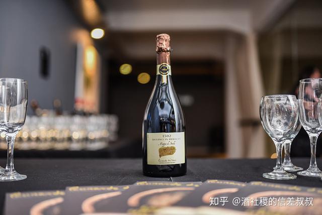 医学院"会议到辩论" todo lo quenecesitássabre sobre leonardo en