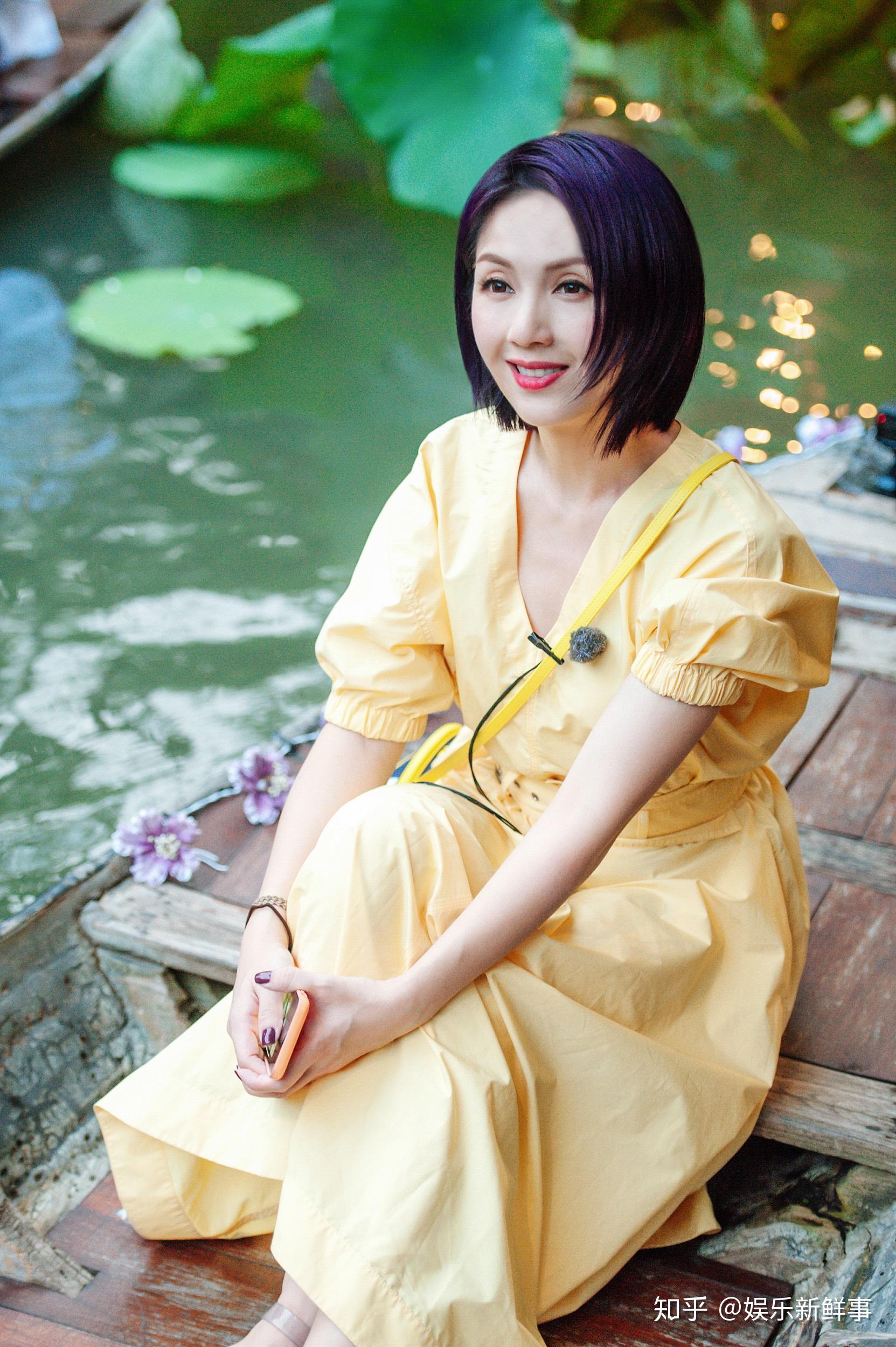 杨千嬅《妻子3》成"游戏黑洞" 既飒又萌展反差魅力