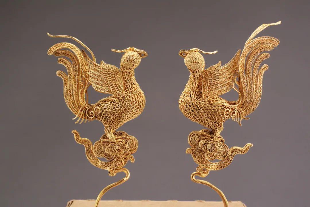 绽放独特光芒的古代金饰