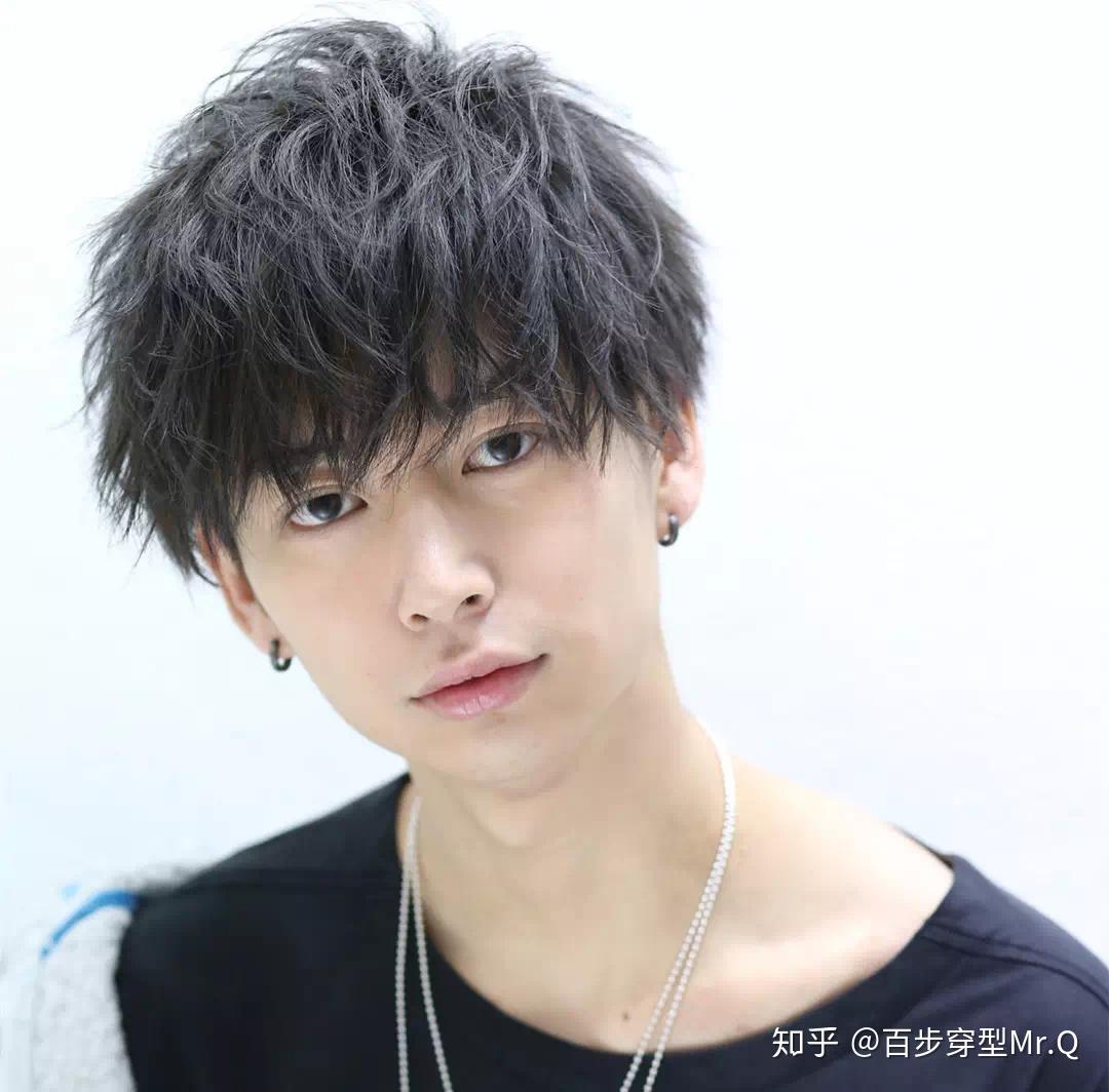 日式男生中发发型 - 知乎