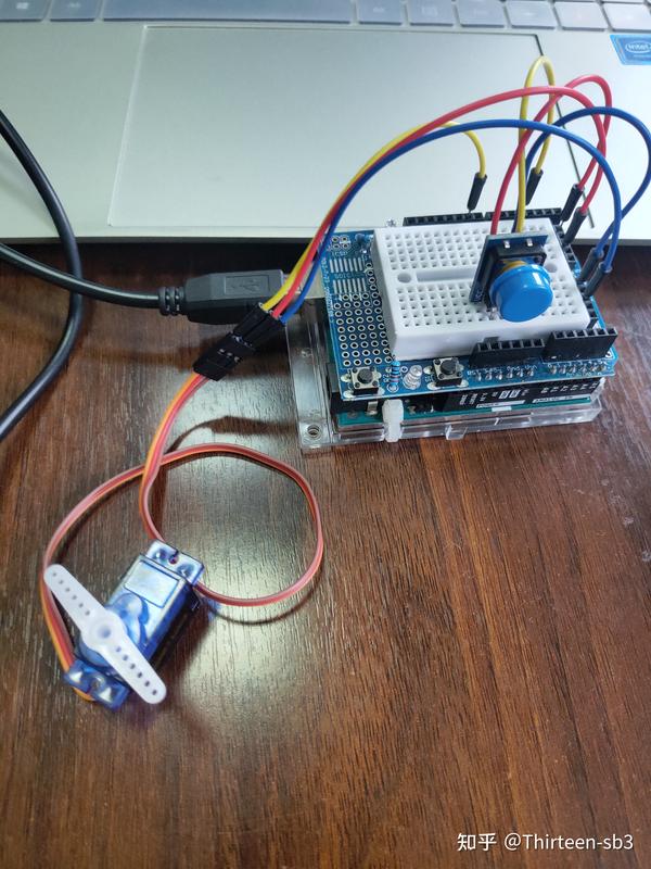 Mind+Arduino实验15 用按钮开关控制舵机在0°~180°循环转动 - 知乎