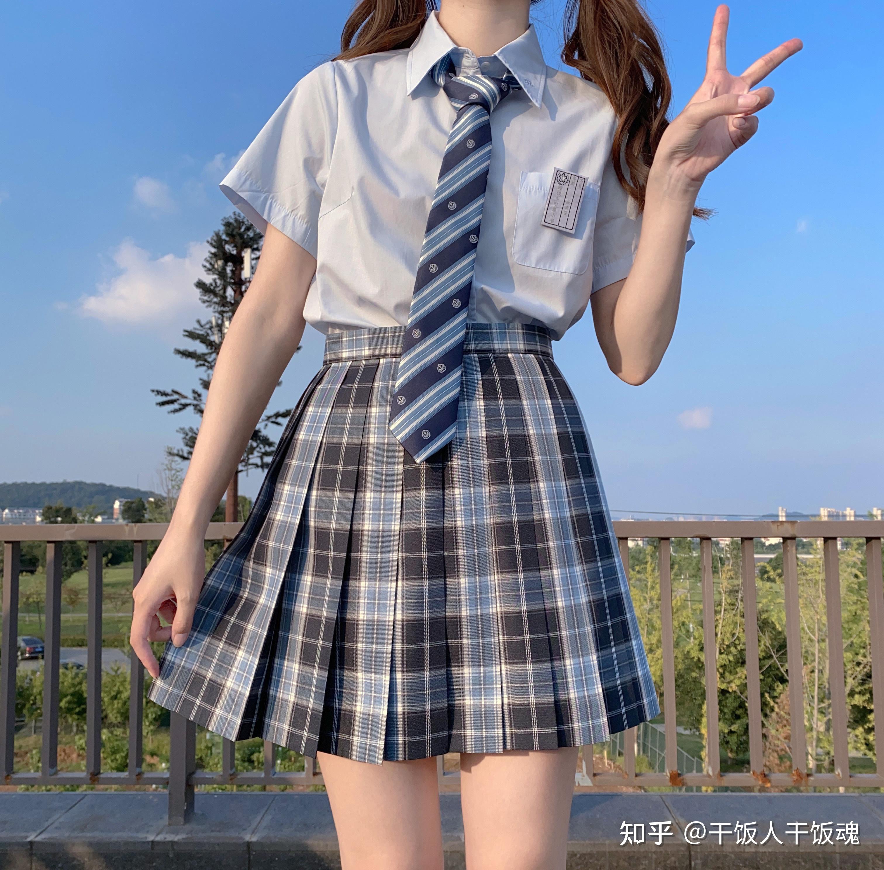 胸大的女生怎麼穿jk制服好看