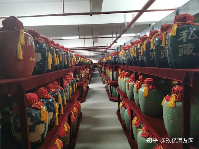 有了玖亿酒友网共享酒仓不用担心了这才是白酒正确的储藏方式
