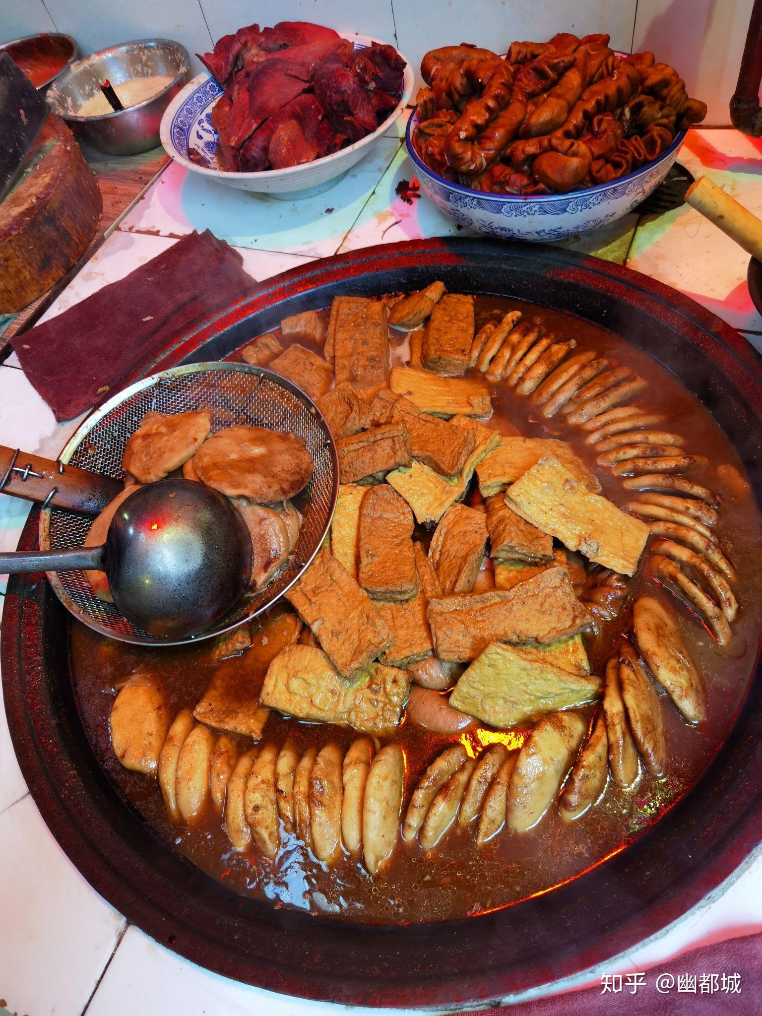 南城老六卤煮老北京原汁原味传承中华美食匠心文化了解老北京文化的