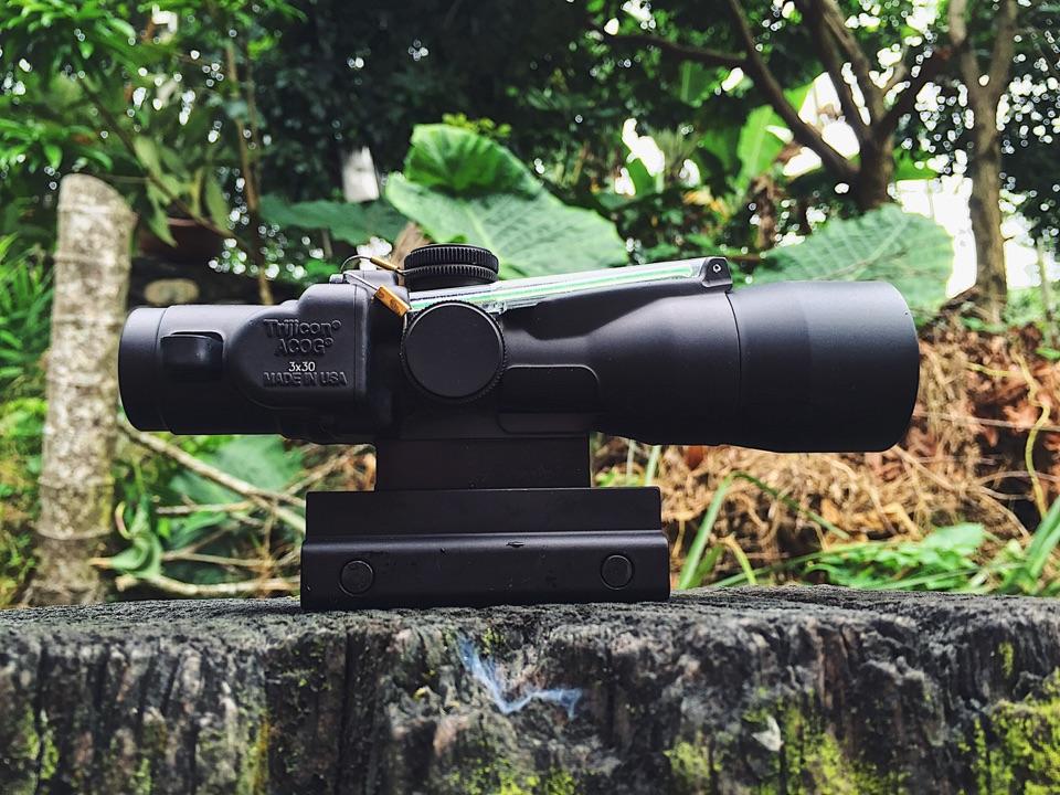 全息瞄准镜acog瞄准镜红点瞄准镜反射瞄准镜在实战中究竟哪个最实用最