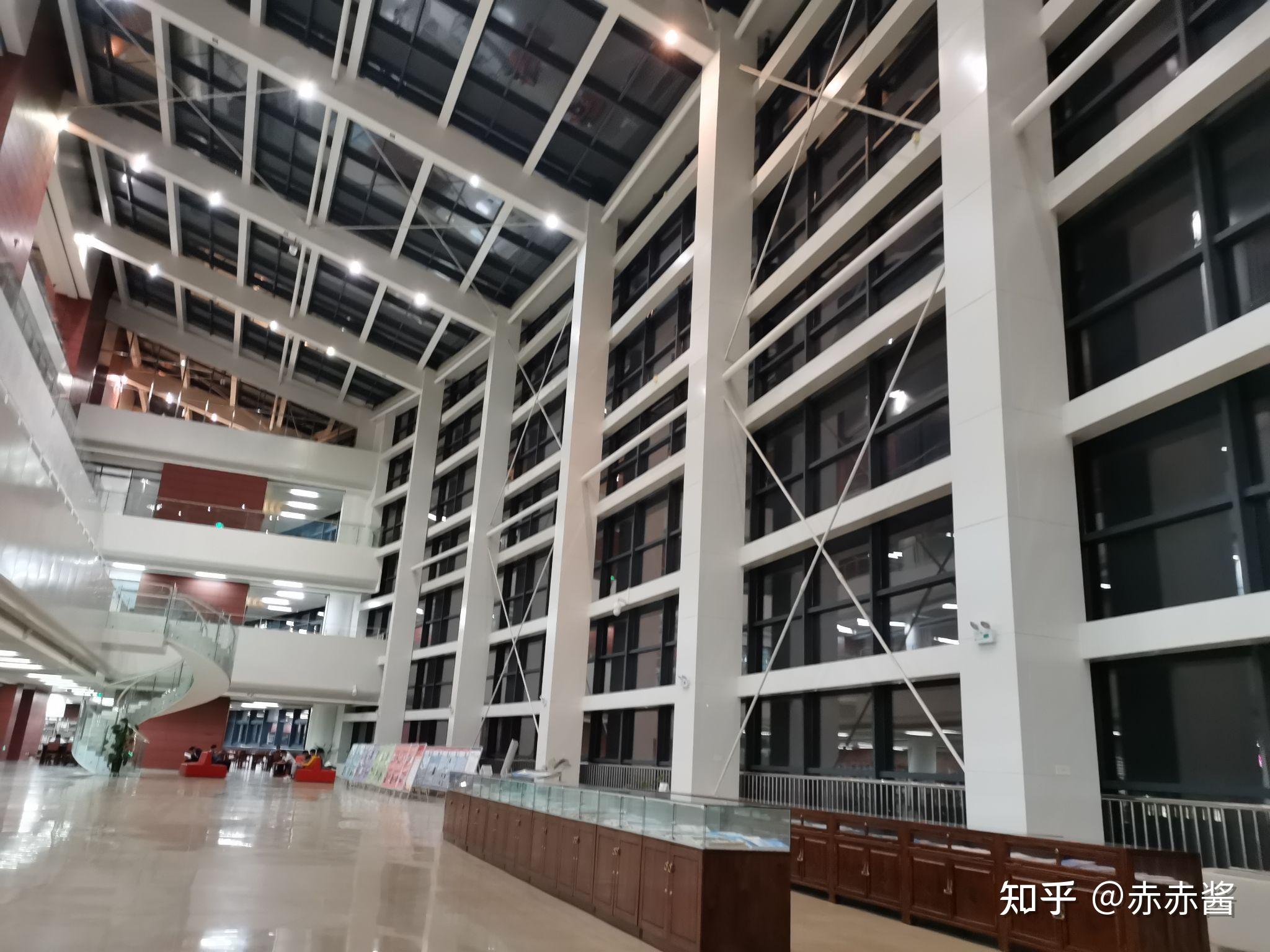 华北理工大学的图书馆或教室环境如何是否适合上自习