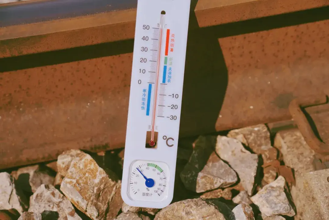 全国第一热5个瞬间记录42度下的百色生活