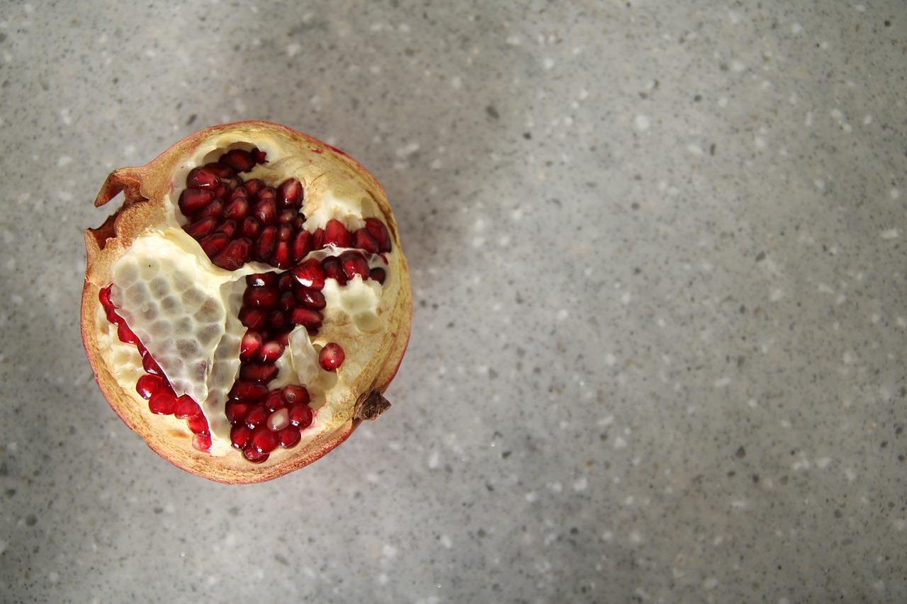 石榴成熟期管理