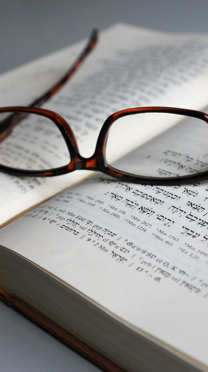 4. 老花镜品牌评价