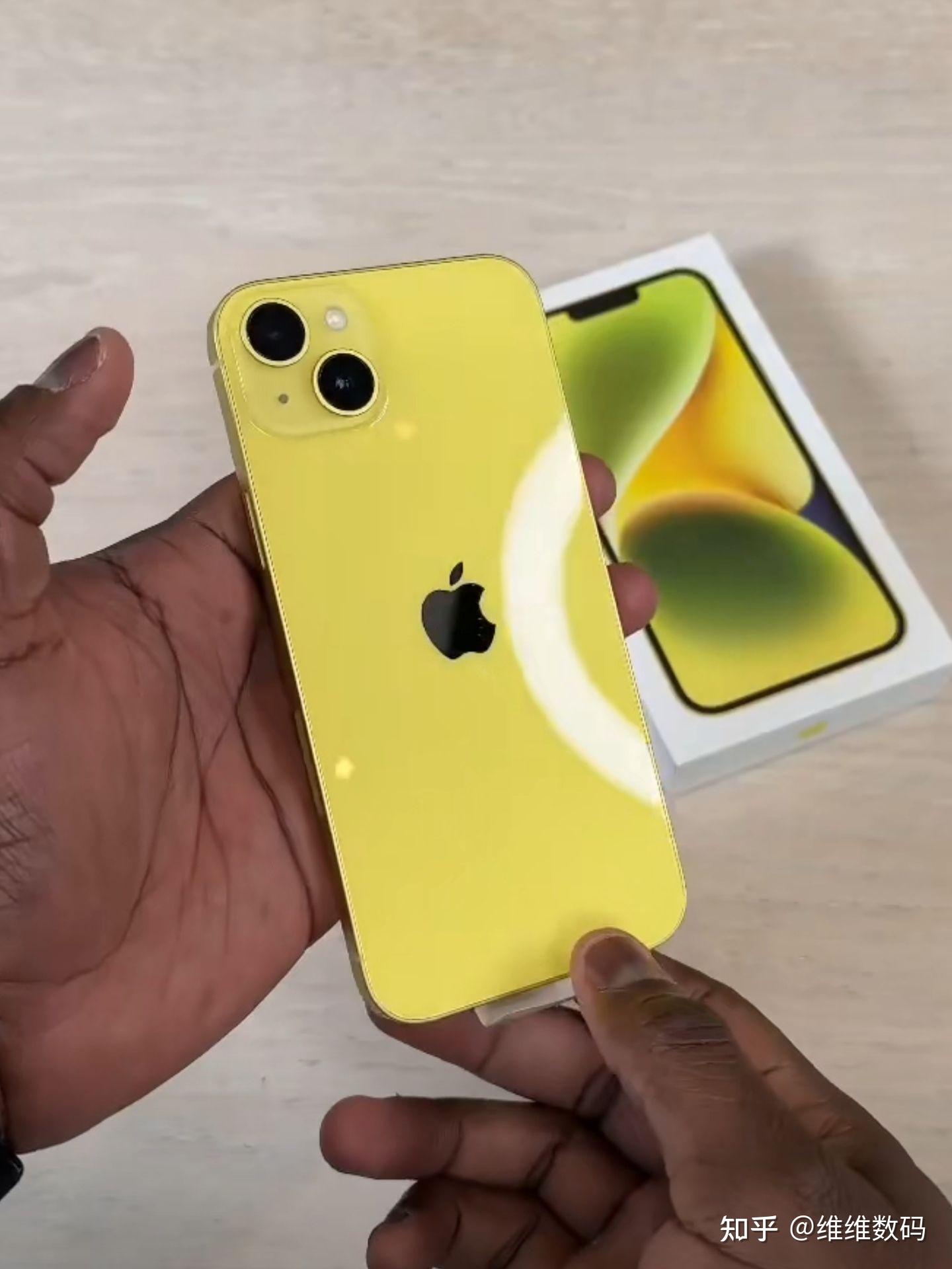 苹果iPhone 11黄色3D模型 - TurboSquid 1457746