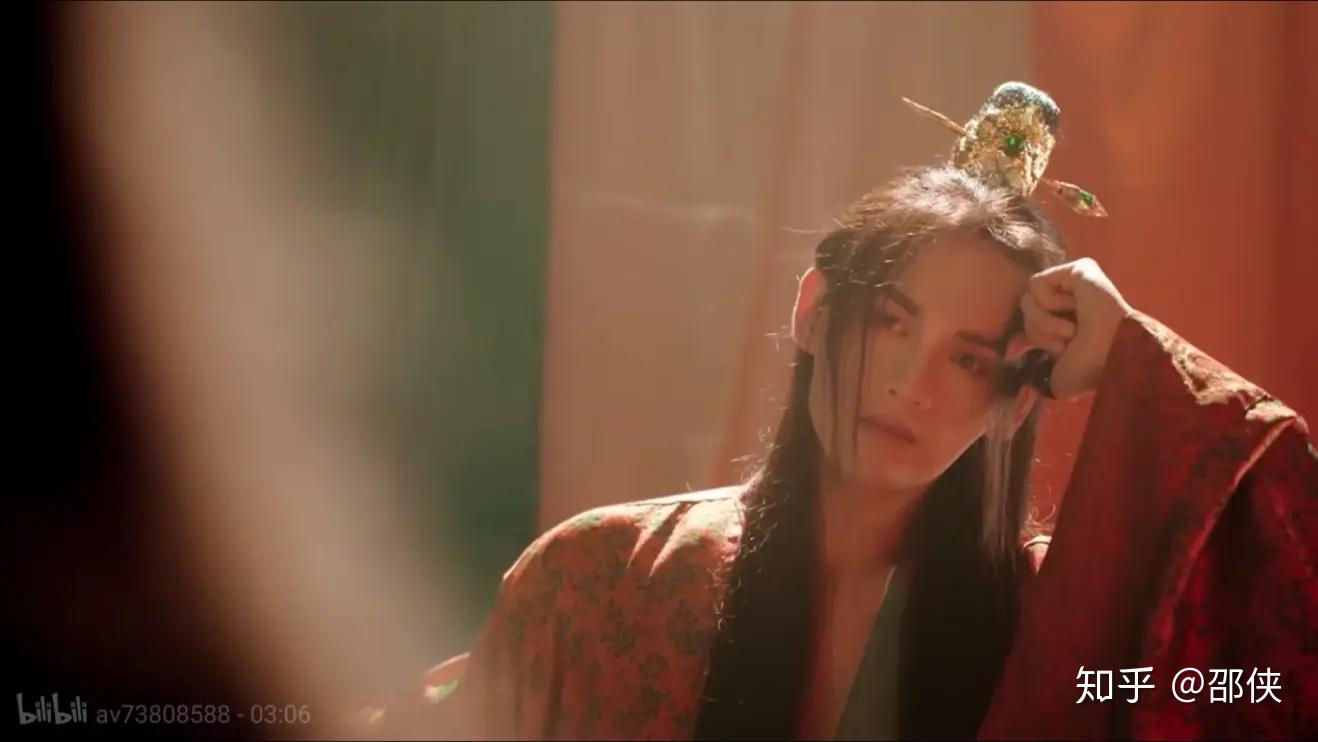 怎么评价最近很火的越南mv自心和泪色