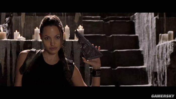 一个不性感的劳拉,还要去看吗?