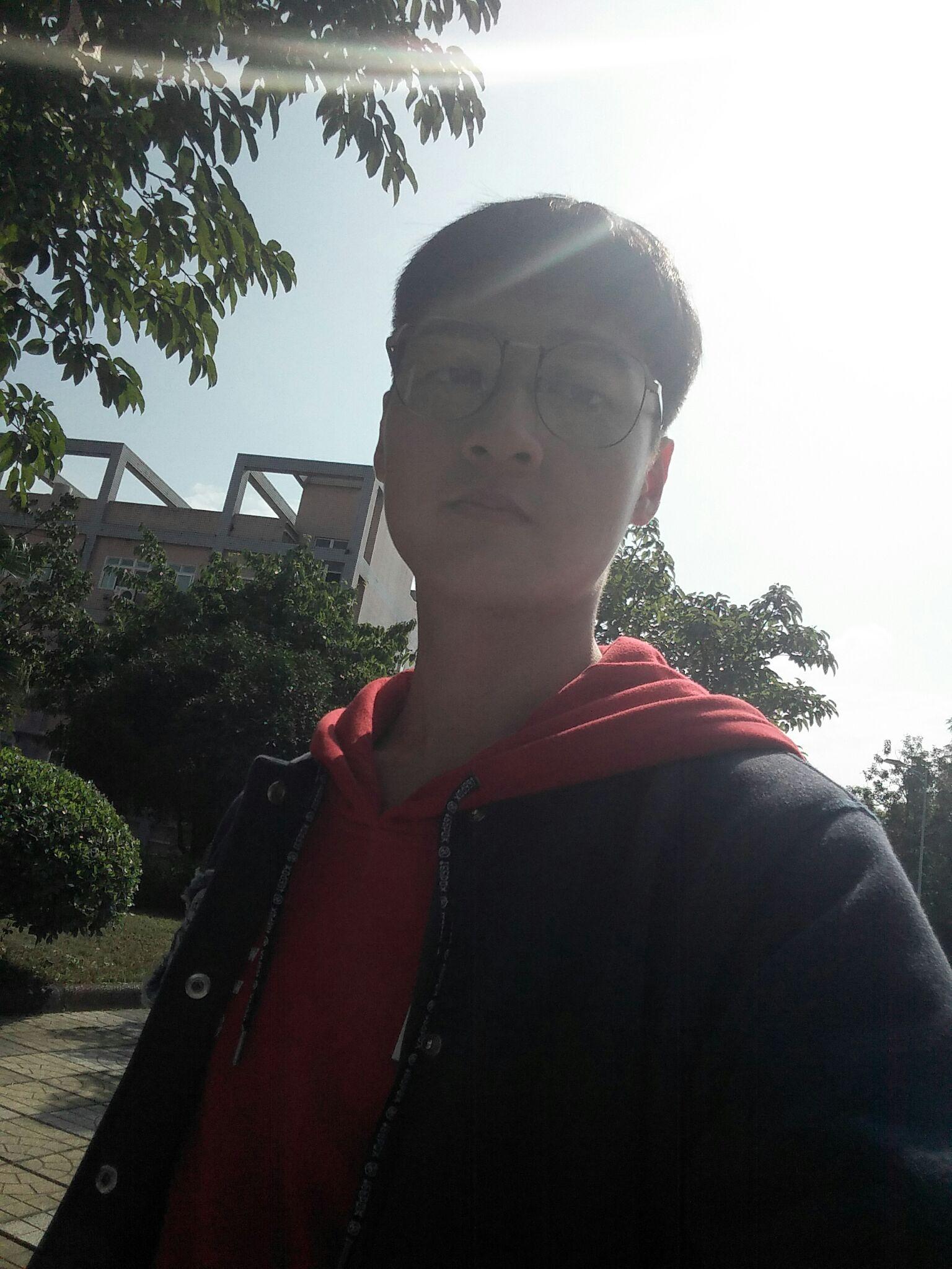 男的发自拍是什么心态