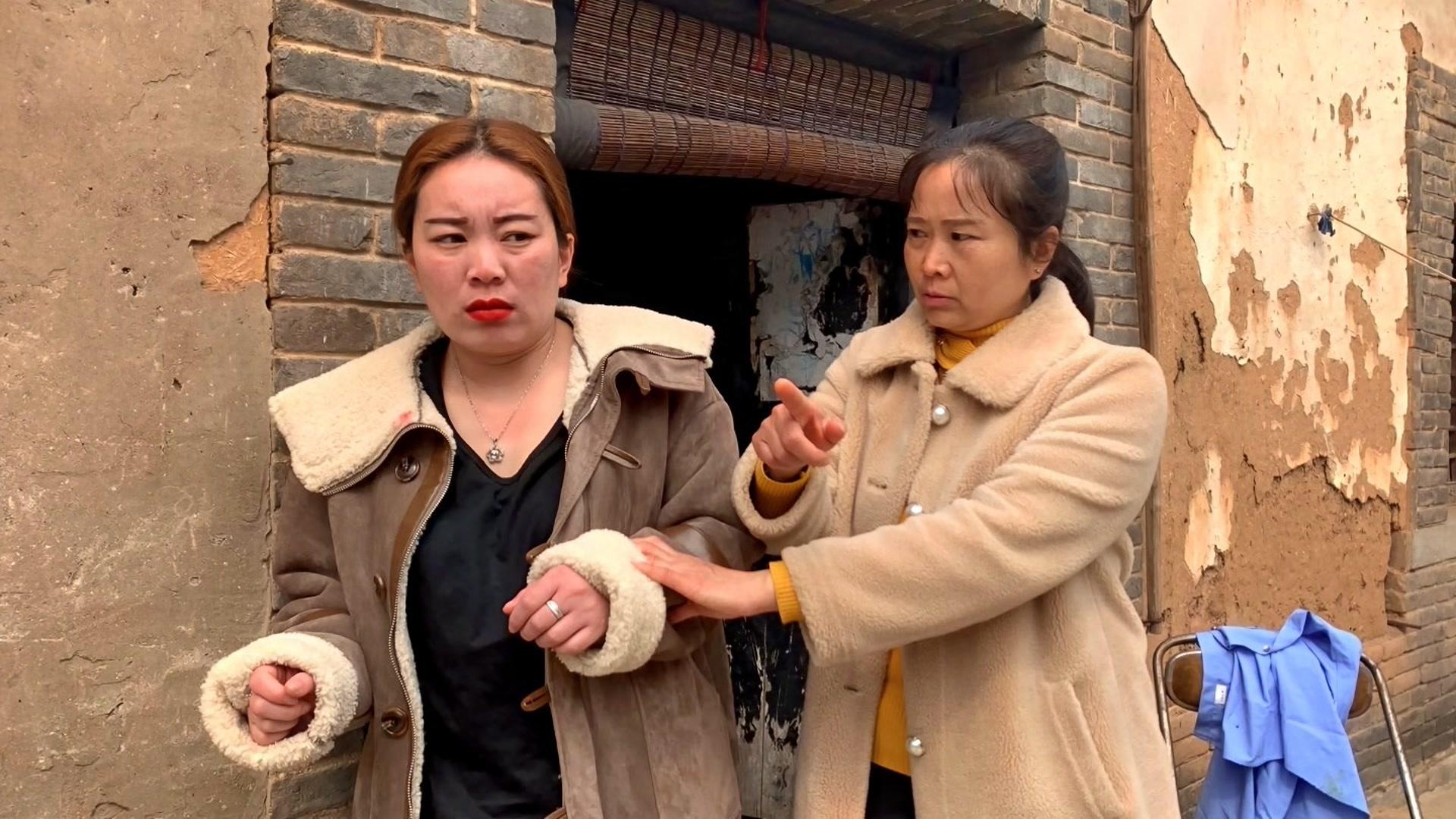 发布于 昨天 00:05 · 2505 次播放公婆婆婆儿媳妇婆媳关系家庭矛盾