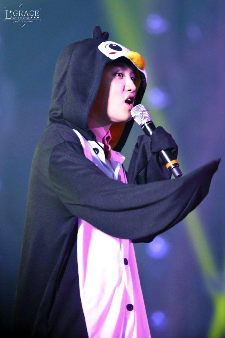 有没有都暻秀企鹅服超可爱的图?