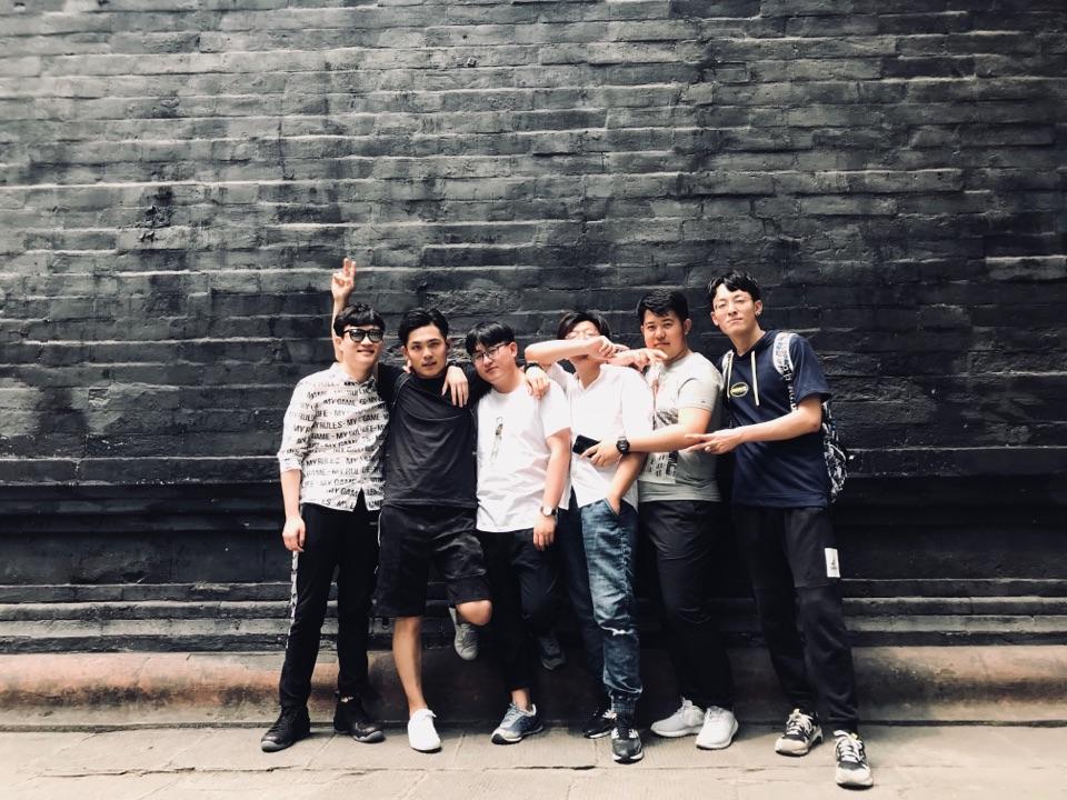 相遇，再次遇上一个可爱的你。九月九日忆山东兄弟，放几张哥几个的图。希望未来我们能够人齐着一起出去玩一