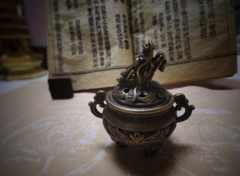 灵异短剧，道观免费观看的神秘之旅，道观神秘之旅，灵异短剧免费观看