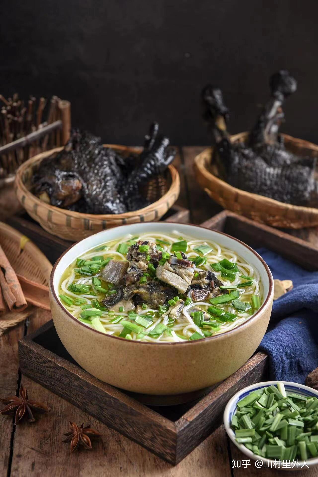 东莞市老灶婆乌鸡米线品牌故事