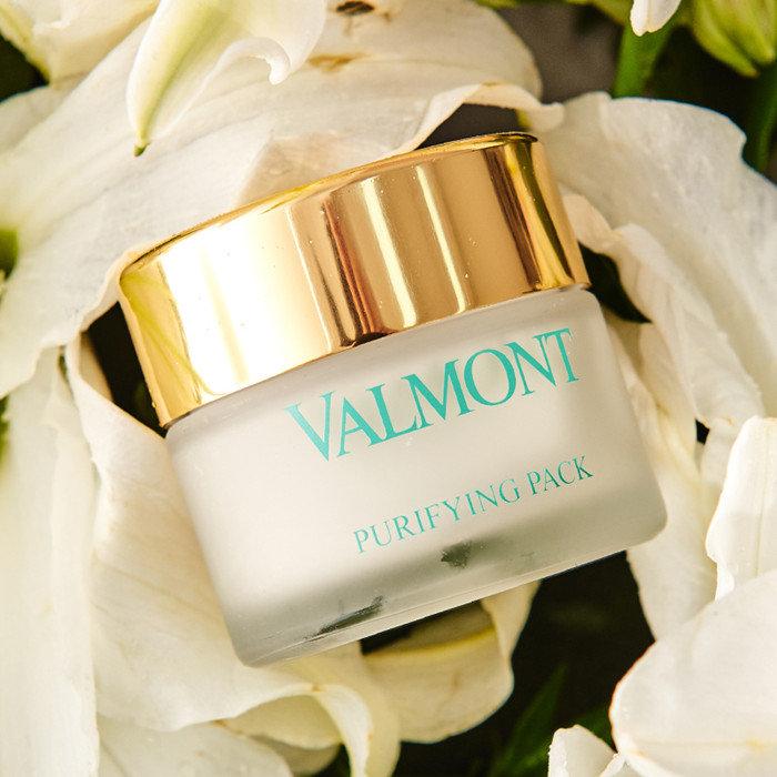 法尔曼家的清洁面膜,主打深沉清洁,吸收毛孔油脂污垢,控制油脂分泌