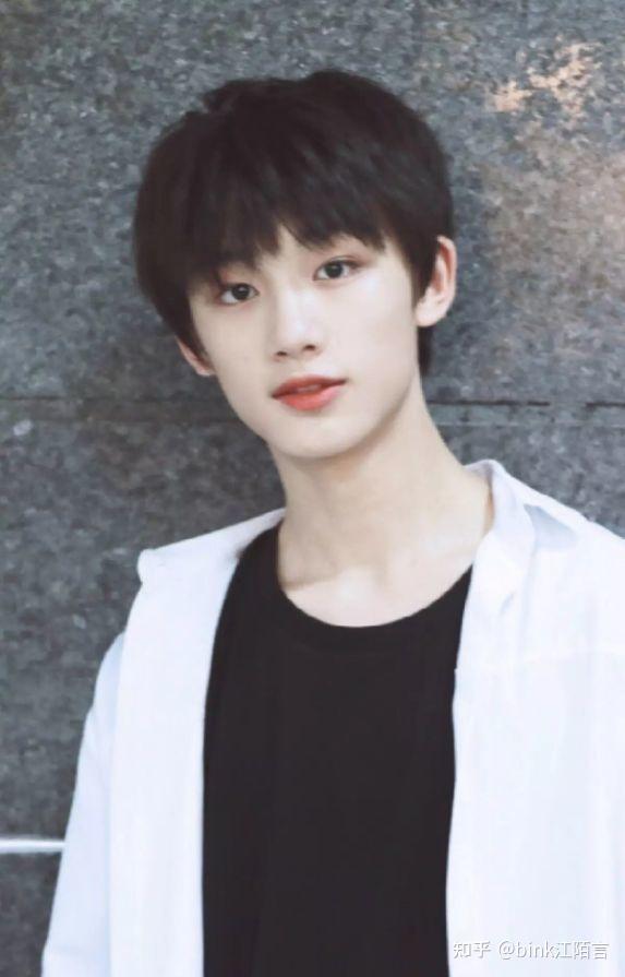 男人长了一双狐狸眼这是什么样的眼型哪位亲人给上组照片瞅瞅