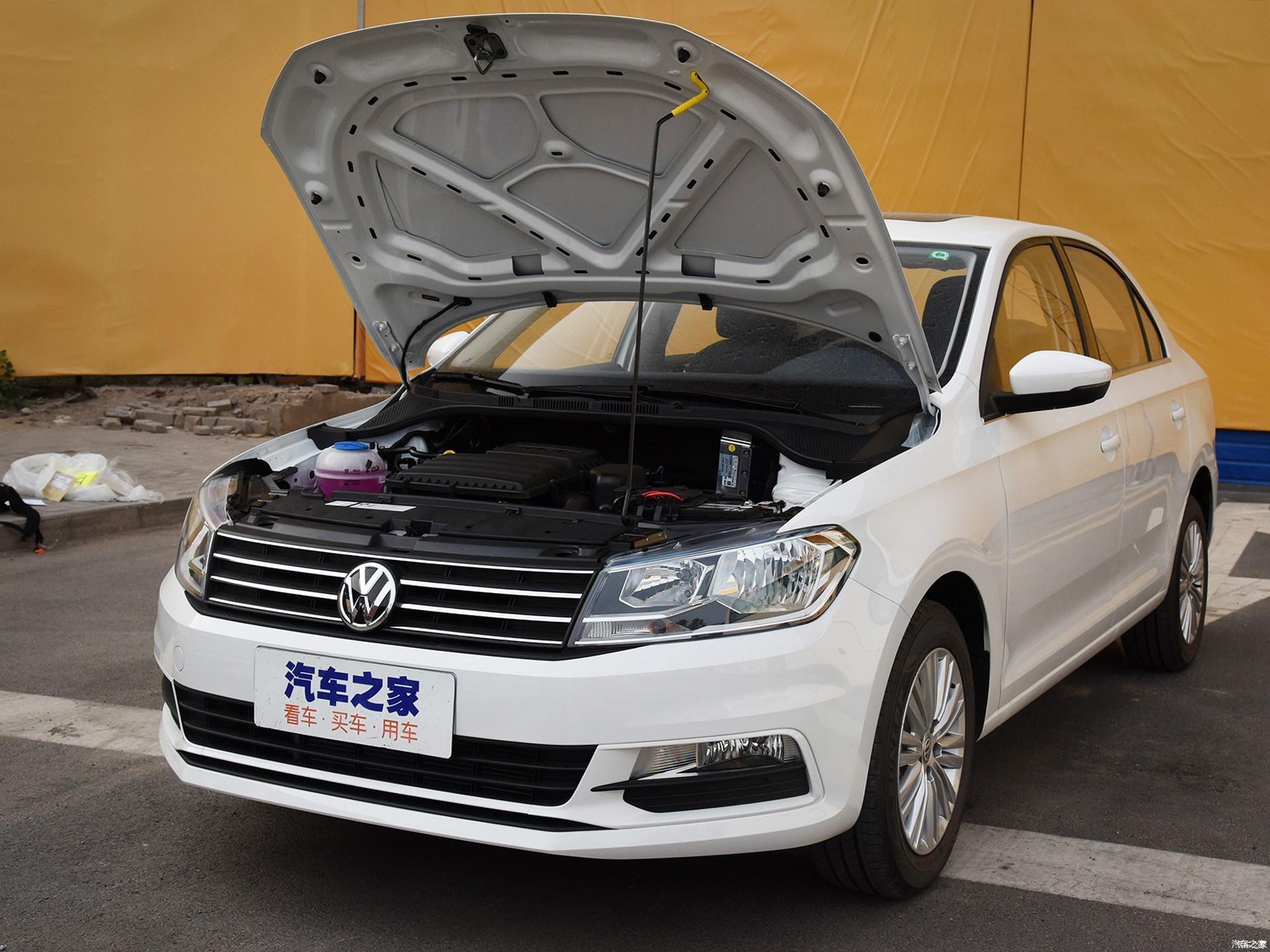 2019款大众桑塔纳外观比较中庸整体较为实用