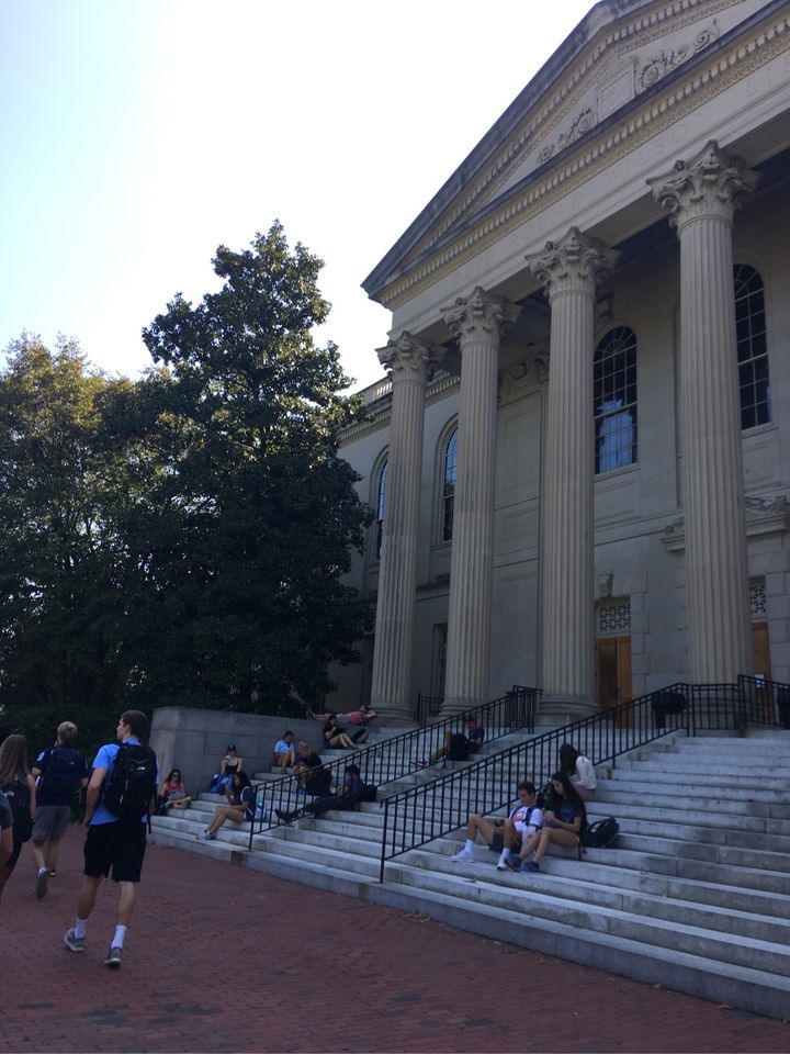 抛开排名来看,请问北卡教堂山是一个什么水准的大学? - 知乎