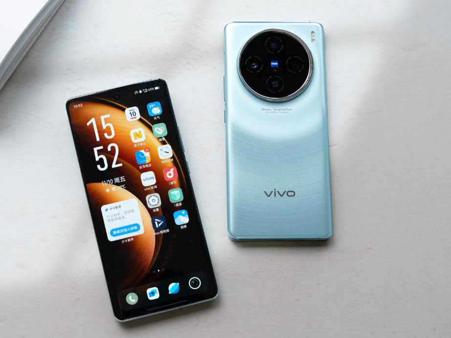 vivo2022新机图片