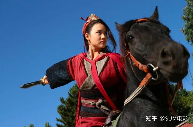 比如《天龙八部》中的余婆,《女人背后的女人》中的乔冉冉,《吴承恩与