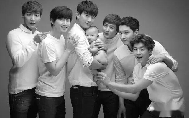 2pm黄灿盛升级当爸曾与柳岩拍摄恋爱综艺如果爱