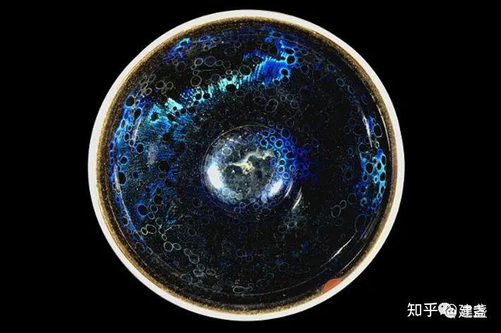 如果世界上只能选择一只宋代建盏，你的选择是什么？ - 知乎