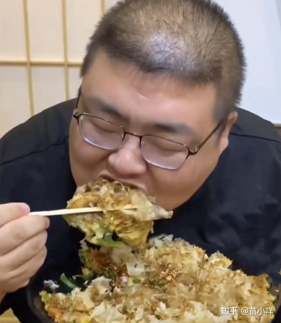 网红美食博主泡泡龙因高强度工作去世是否可能与肥胖有关肥胖诱发猝死