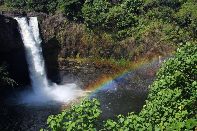 夏威夷景点攻略彩虹瀑布rainbowfalls