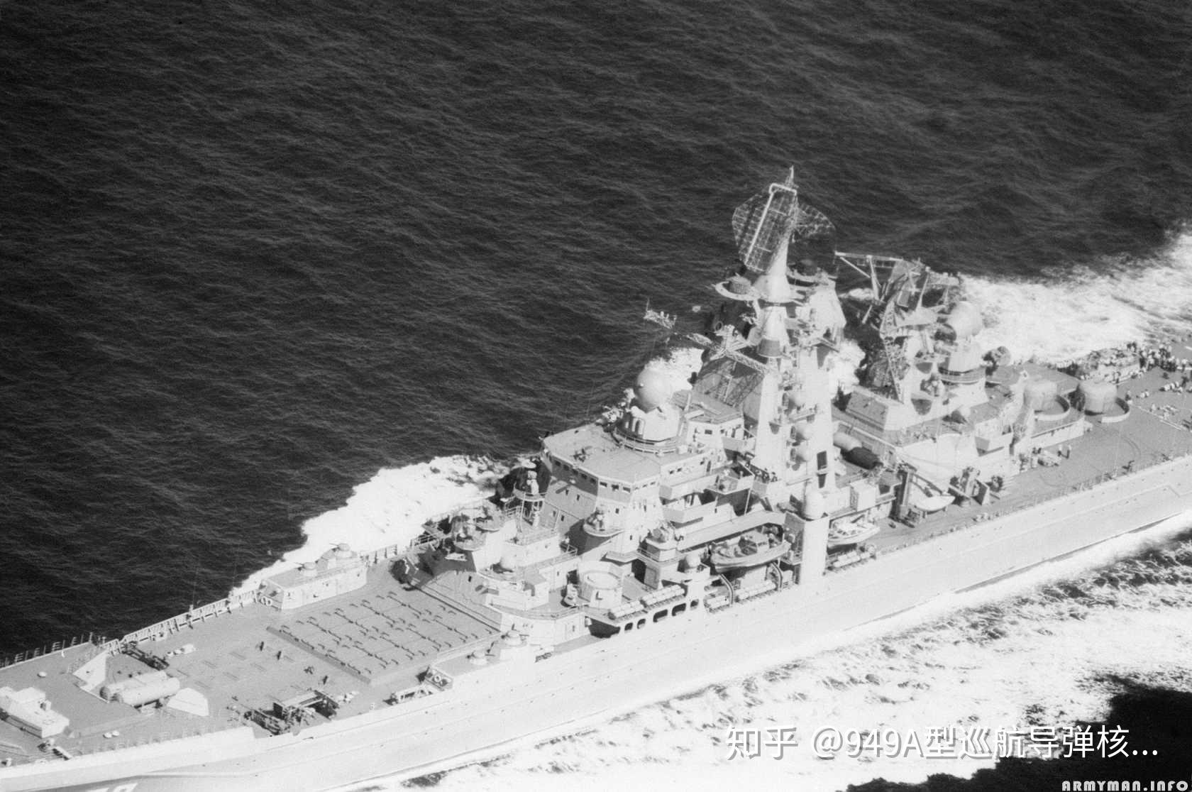 窥视航母的红色虎鲸苏俄949系列核潜艇小传