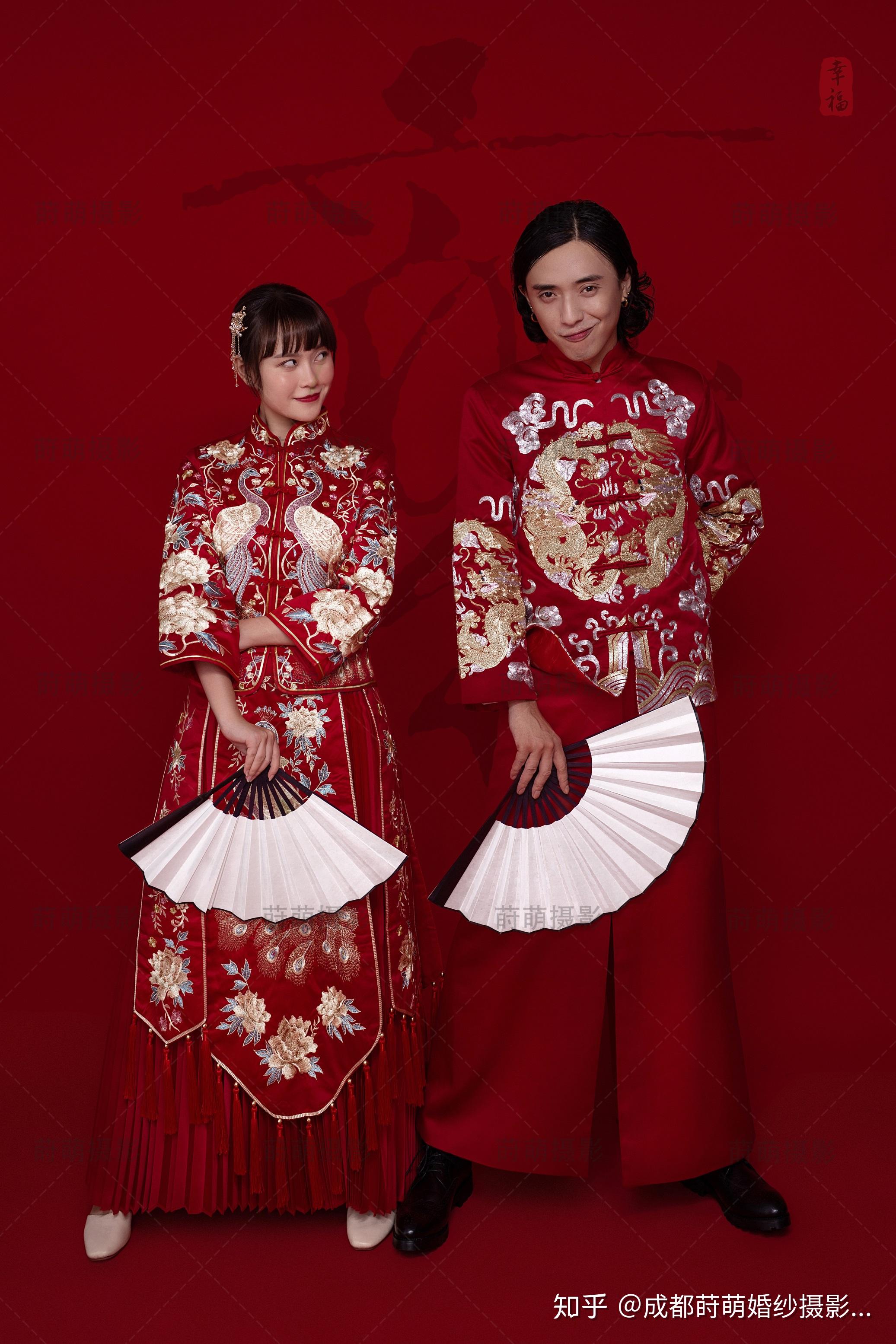 中式内景婚纱照搞怪中国风成都内景中式秀禾拍摄中式婚纱照