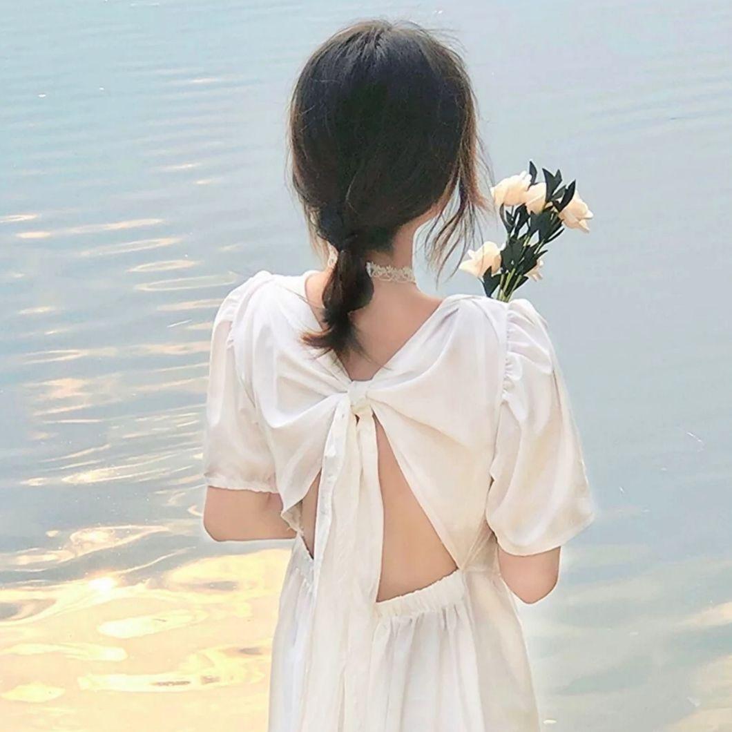 有没有特别适合夏天用的好看的女生头像? - 知乎