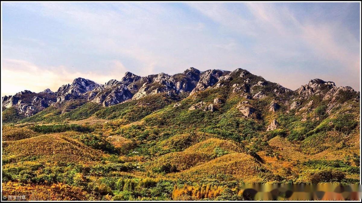 五龙山位于丹东吾山镇,五龙山属长白山余脉,海拔708.5米.