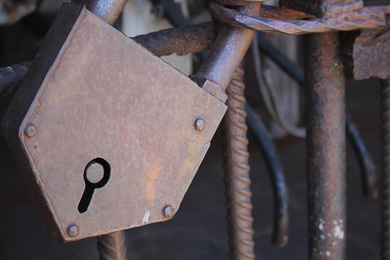 3. 玻璃安全开启