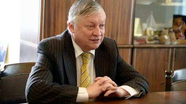 国际象棋界第12位棋王卡尔波夫