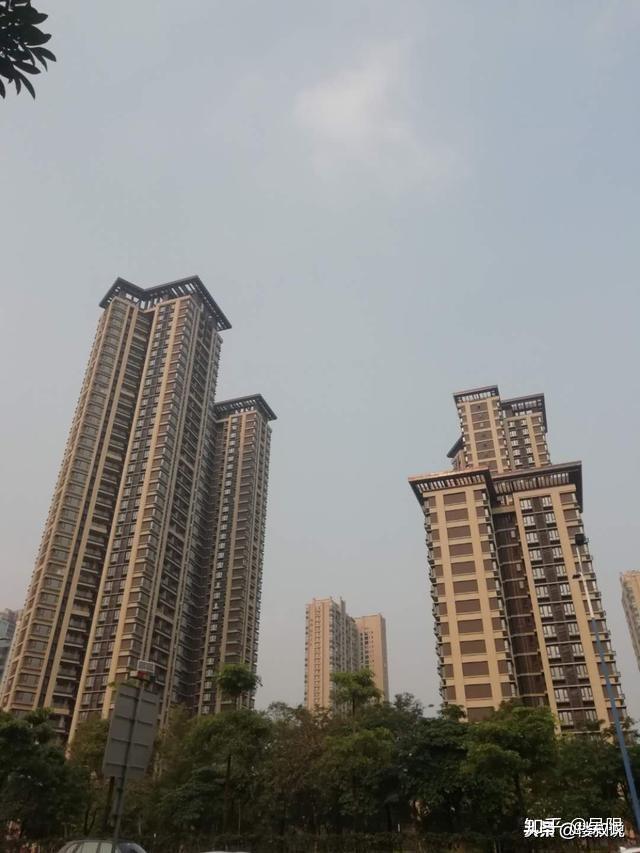 保利叶公馆三万三的房价是否代表佛山又进入一个楼市的暴涨期