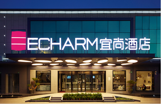 手头有800w左右资金,当前环境加盟连锁酒店怎么样?