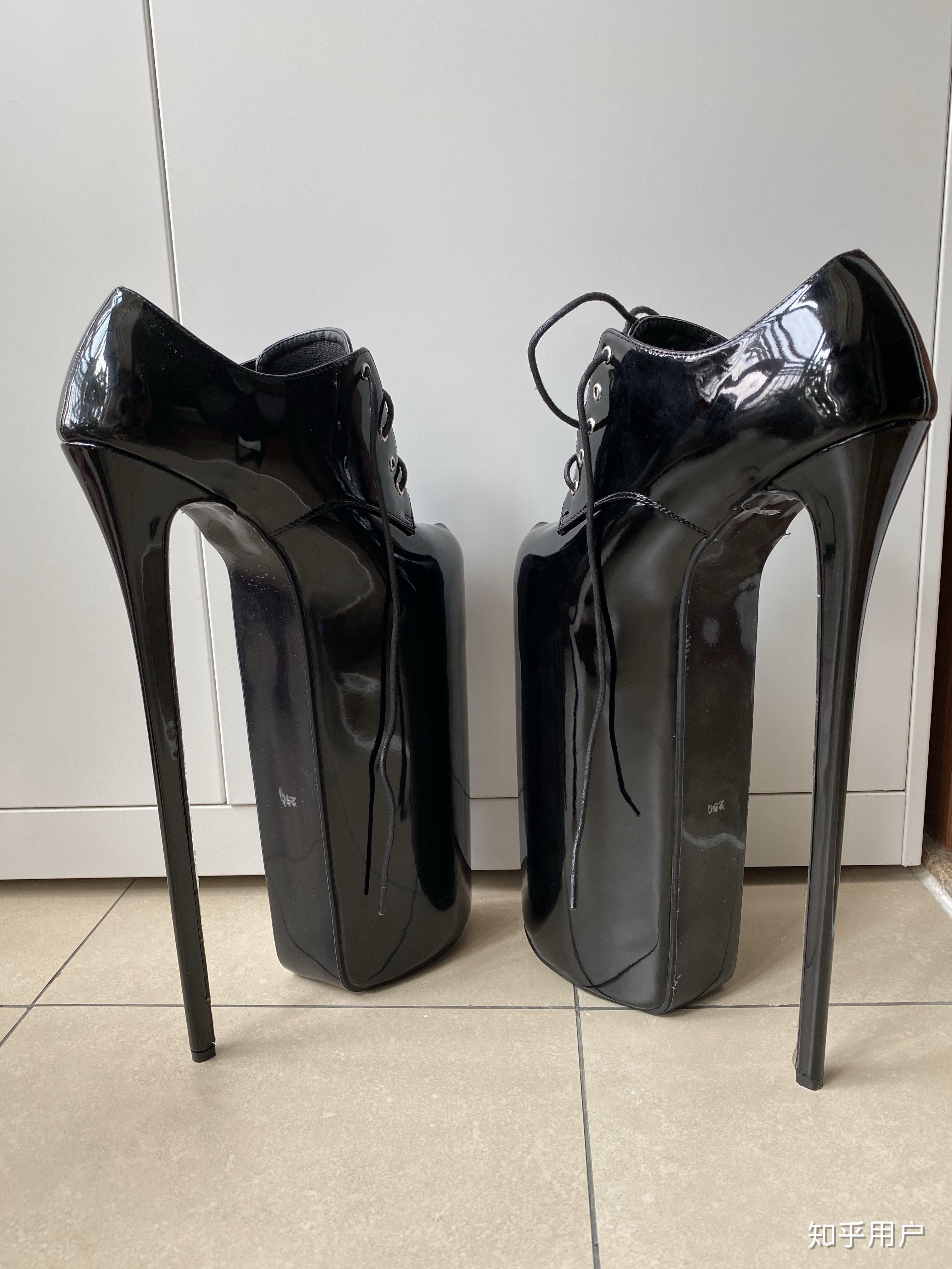 女生们能驾驭30cm恨天高吗